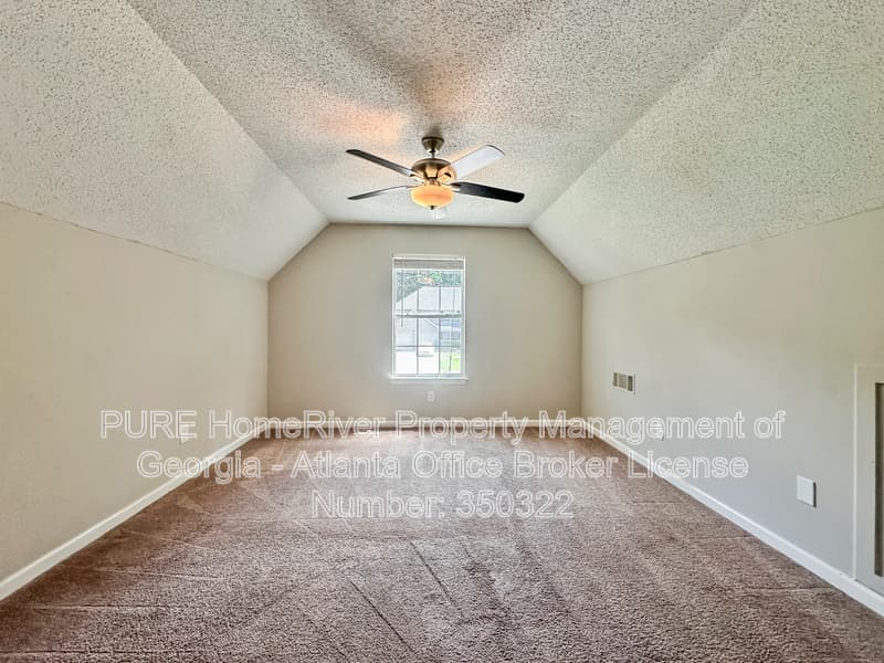 Mcdonough House: 1017 Maris Ln