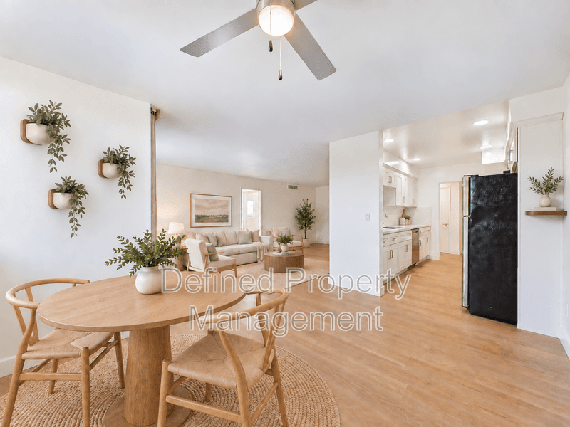 Sherman Oaks Condo: 4365 MAMMOTH AVE