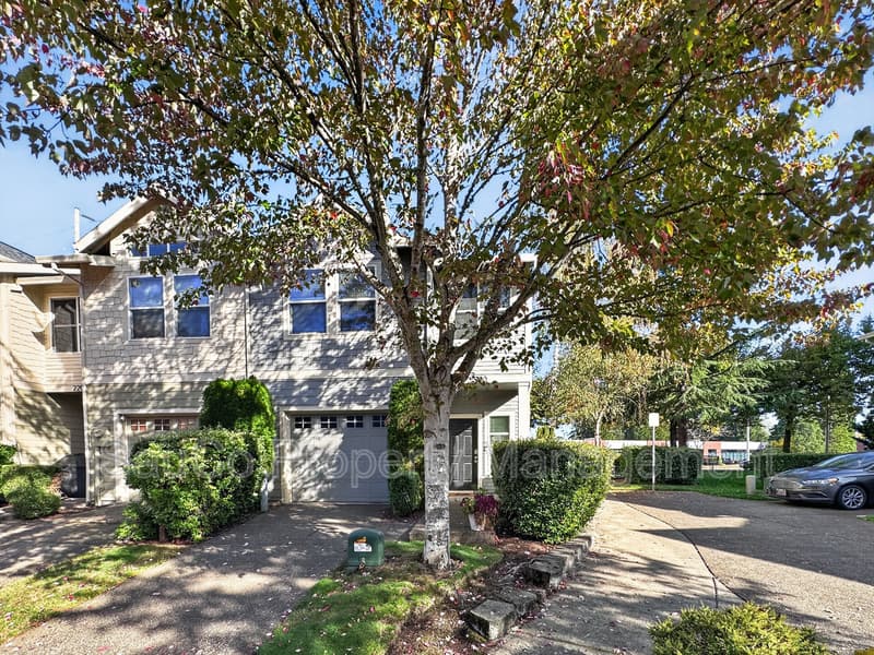 Beaverton House: 2200 Northeast Redelfs Way
