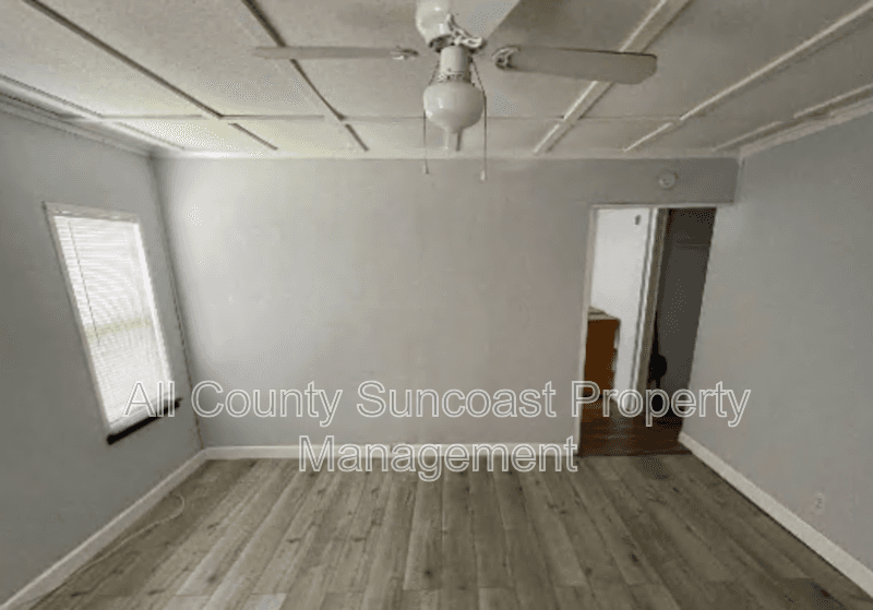 St.Petersburg Condo: 1830 27th Ave N #E
