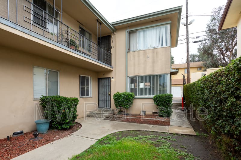 Los Angeles Condo: 4028 Palmwood Drive