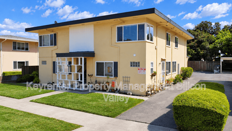 San Jose House: 1910 Davis St