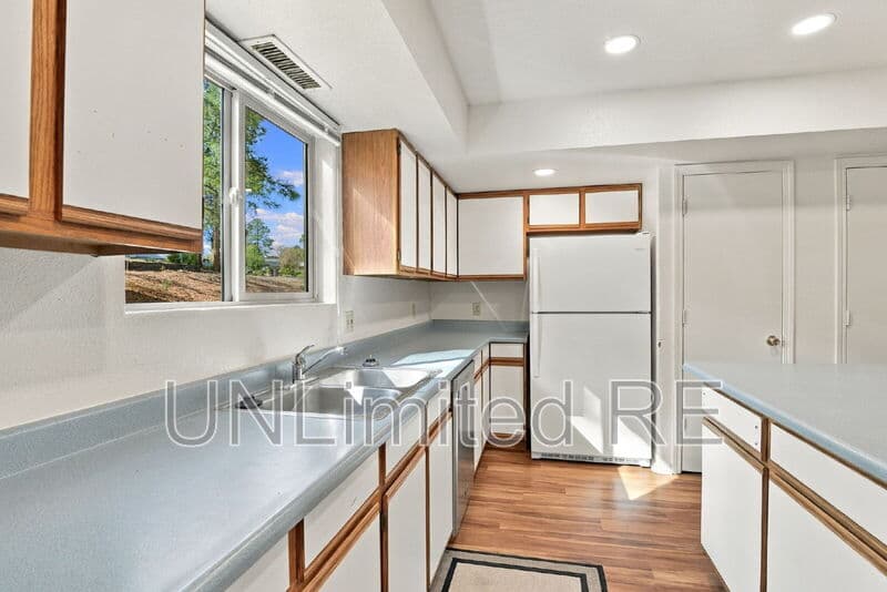 Flagstaff Condo: 25 S Maricopa St