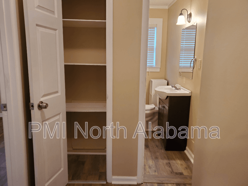 Huntsville Condo: 4006 Foster Ave SW