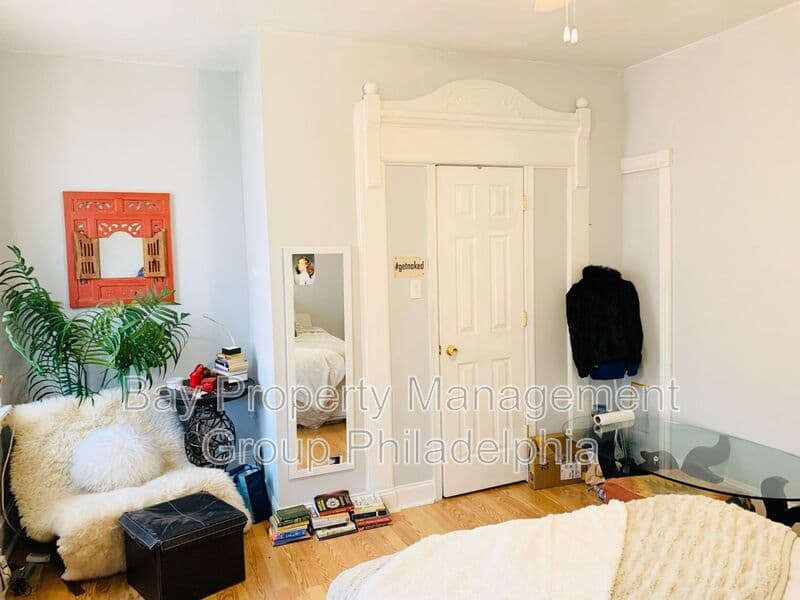Philadelphia Condo: 2213 N Camac St