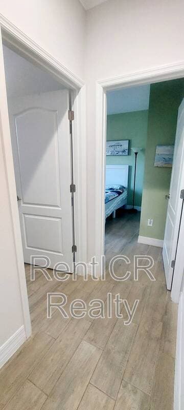 Lutz House: 353 Villa Corte Drive