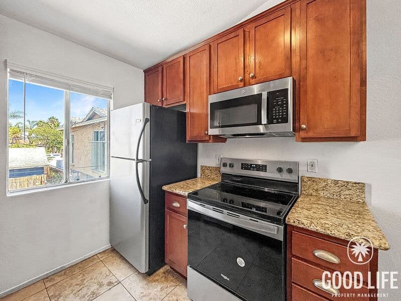 San Diego Condo: 4377 Wilson Ave