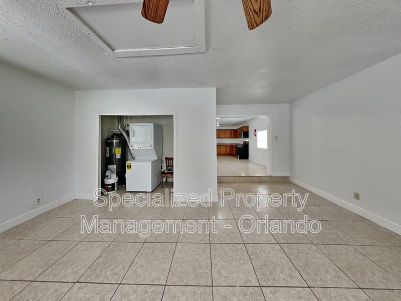 Orlando House: 101 Samuel St