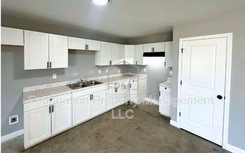Memphis House: 555 Monteagle Drive
