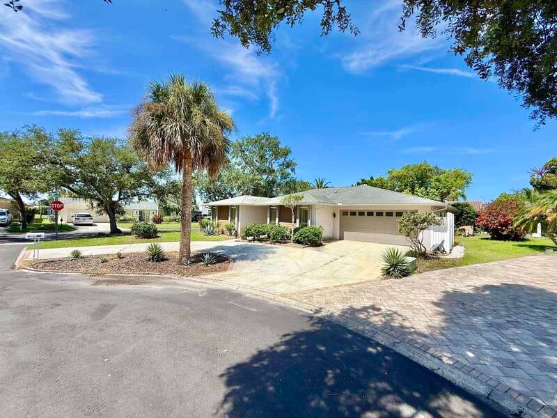 New Port Richey House: 5321 Jones Court