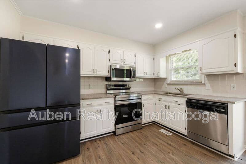 Ooltewah House: 4015 Shady Oak Drive