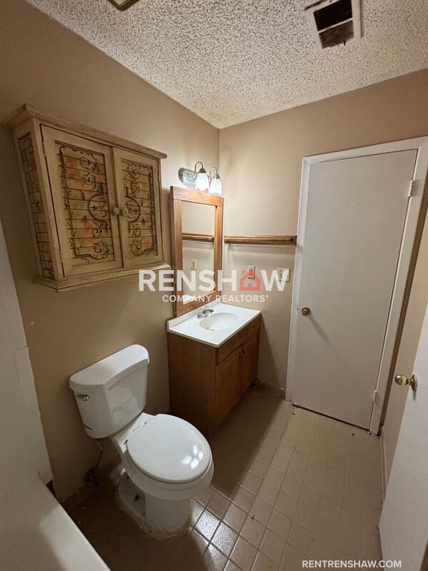 Memphis House: 3257 Garver Rd