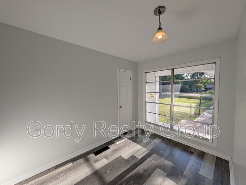 Marianna House: 2994 Madison Street
