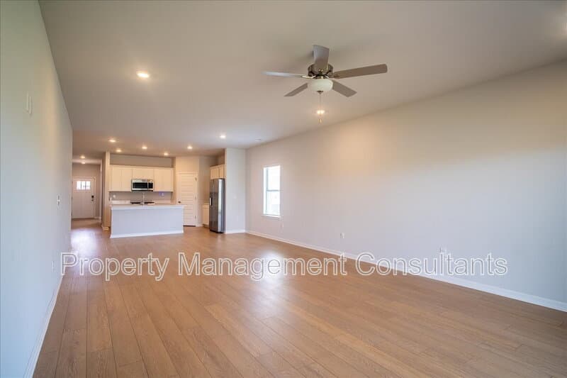 Huntsville House: 154 Lillian Farms Boulevard