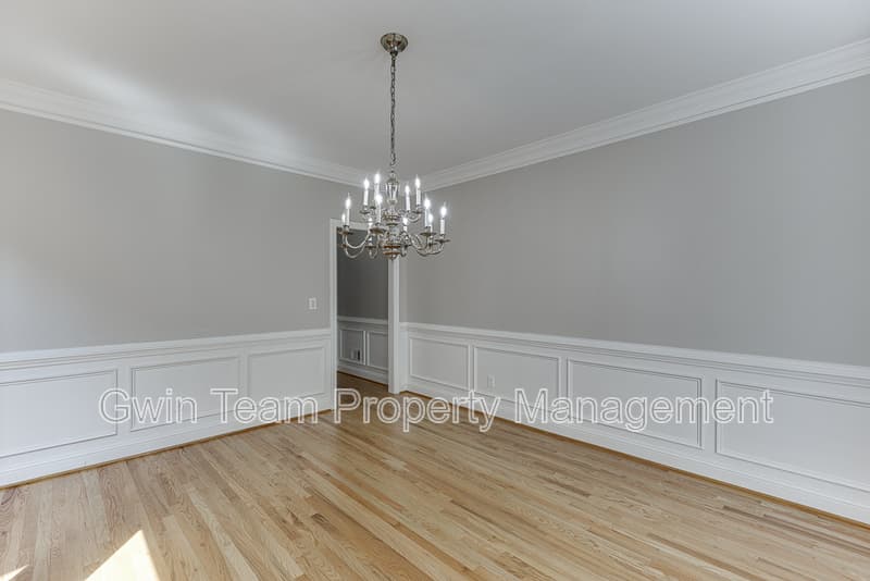 Duluth House: 9345 Riverclub Pkwy