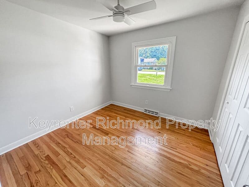 Sandston House: 207 Perth Lane