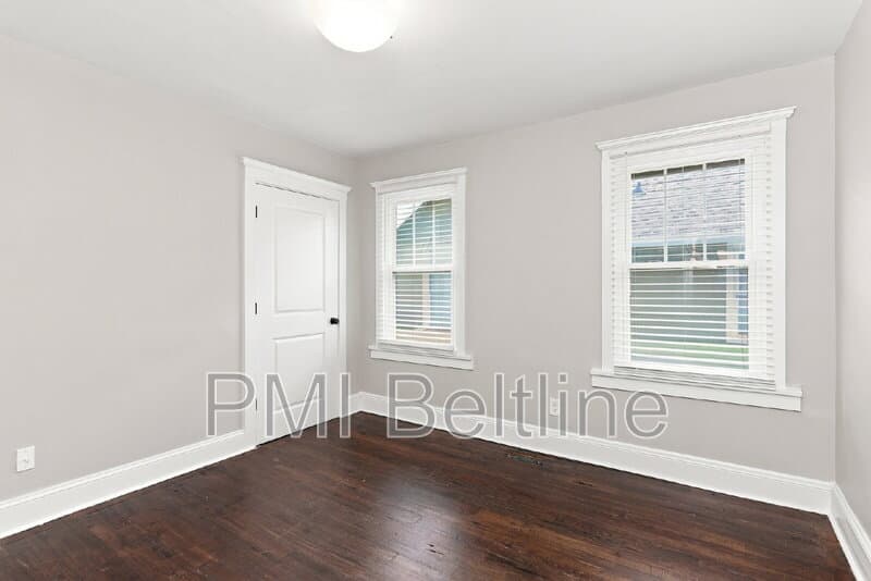 Atlanta House: 1164 Sells Avenue Southwest