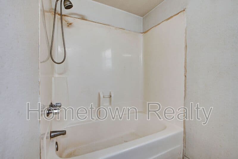 Oklahoma City House: 1109 NE 5th Terrace