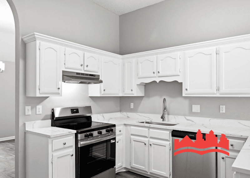 Cordova House: 8937 Chimneyrock Blvd