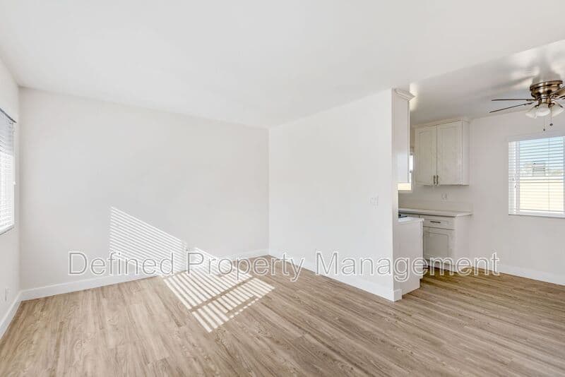 Los Angeles Ca 90019 Condo: 1408 S. St Andrews Place