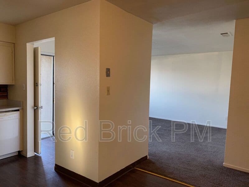 Merced House: 3326 Carson Ct.