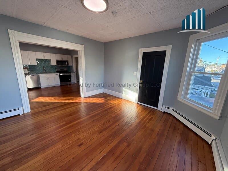 Fall River Condo: 76 Stetson St
