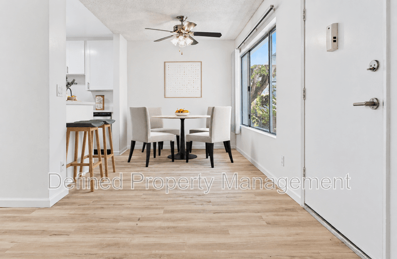SHERMAN OAKS Condo: 14955 DICKENS ST