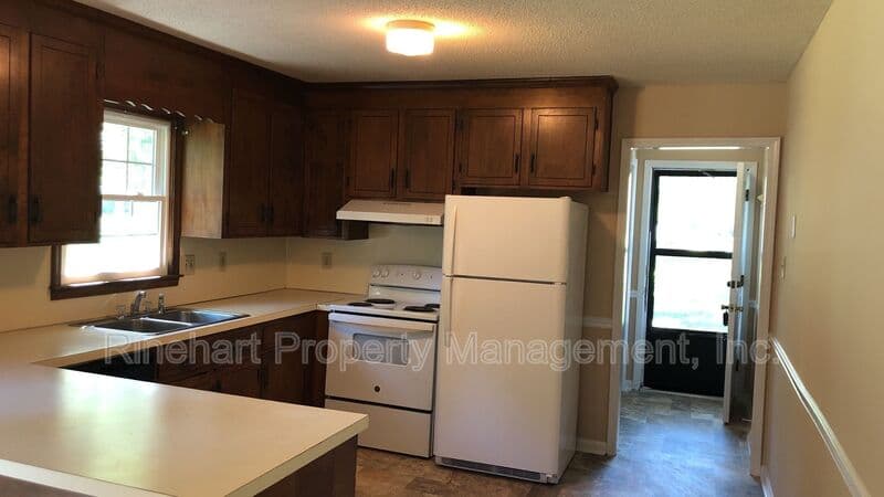 Rock Hill House: 2260 Terrell Place