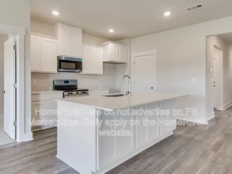 Cantonment House: 3078 Serviceberry Rd