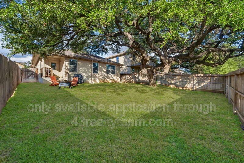 San Antonio House: 15562 Gray Catbird
