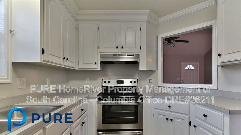 Lexington House: 309 Louisa Ln