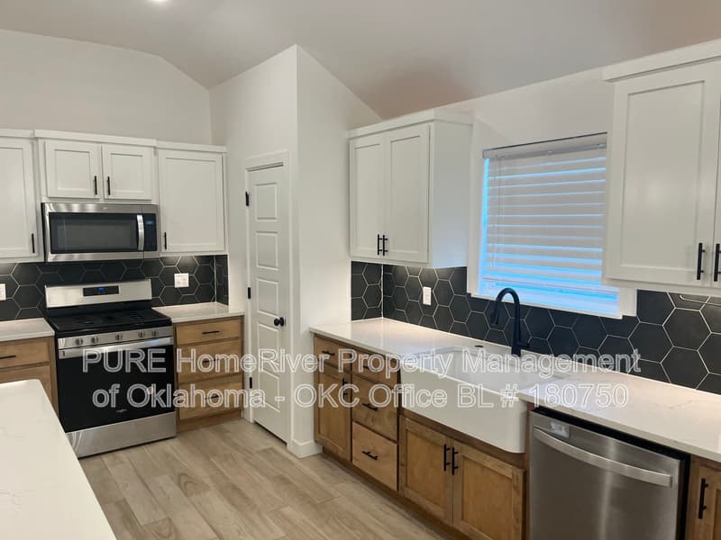 Oklahoma City House: 16133 Quiet Storm Dr