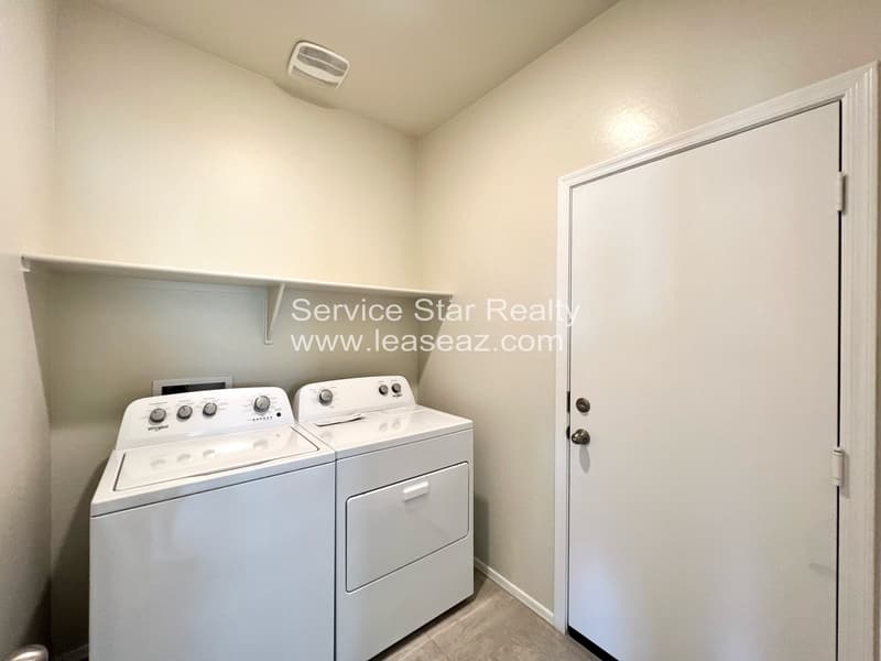 Casa Grande House: 1173 W Avalon Canyon Dr