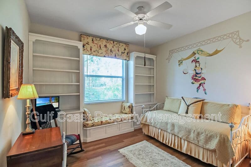 Nokomis House: 2107 Calusa Lakes Blvd