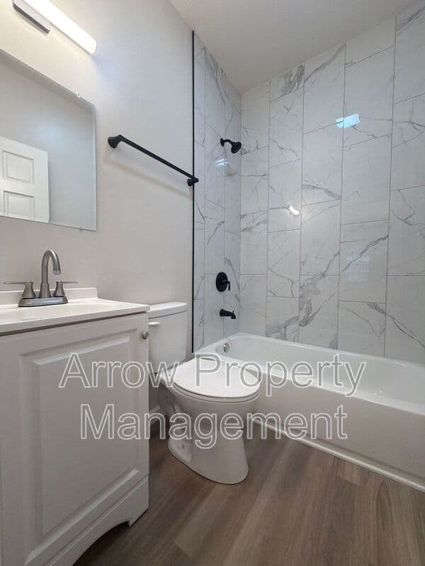 Lincoln Condo: 1522 D Street