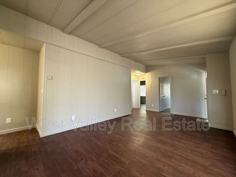 Maricopa House: 282 Mary Street