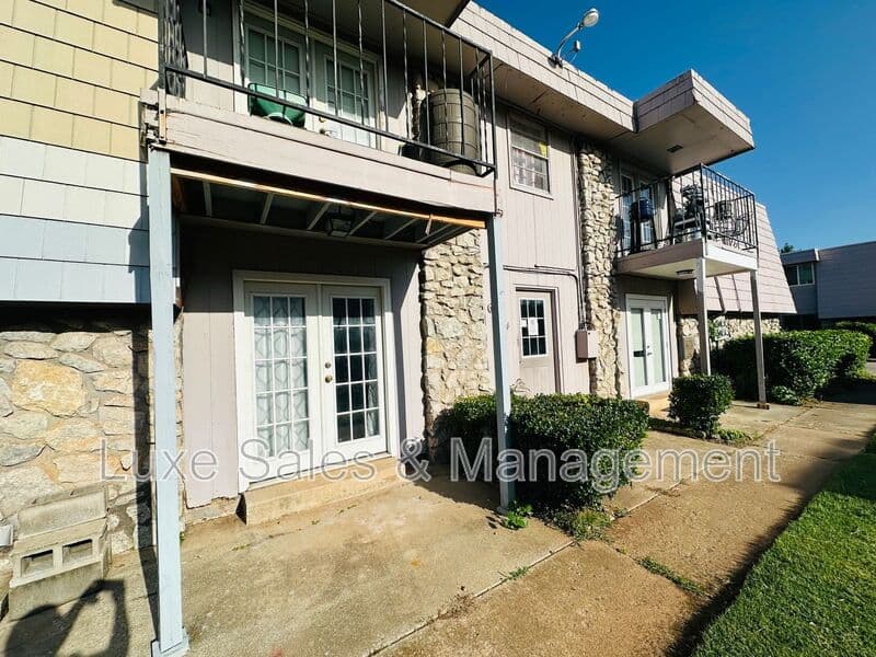 Oklahoma City Condo: 6034 NW Expressway