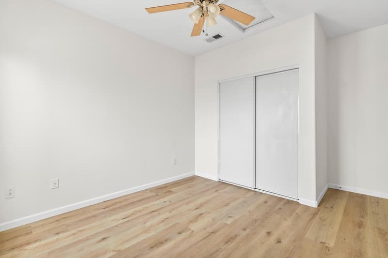 Oceanside Condo: 308 Island Way 1