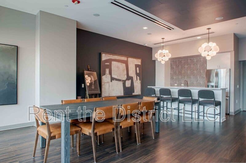 Philadelphia Condo: 2116 Chestnut Street