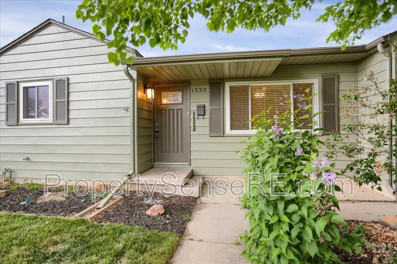 Denver House: 1333 South Xavier Street