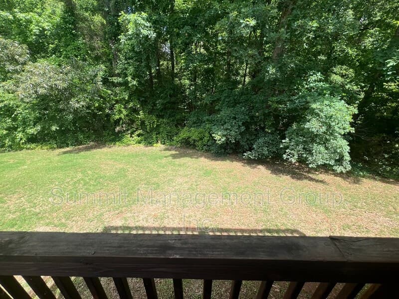 McDonough House: 1157 Chateau Terrace