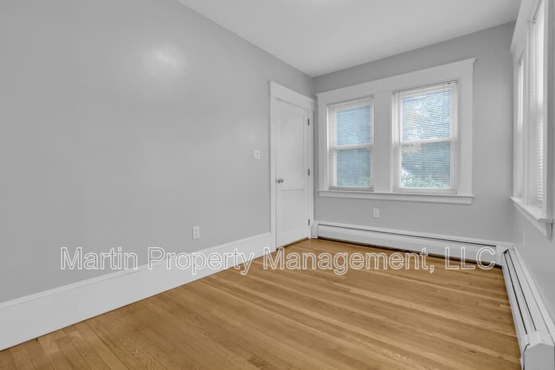 Andover Condo: 6 Stirling Street - 1