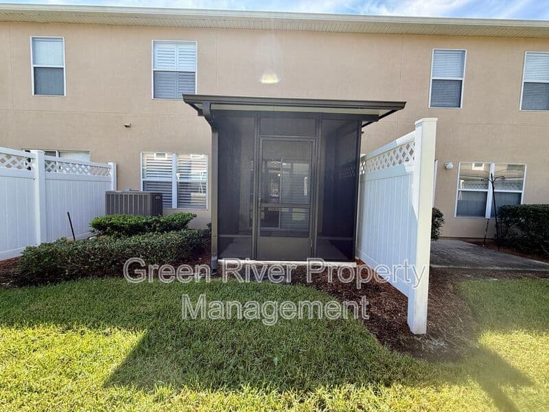Fleming Island House: 1500 Calming Water Drive