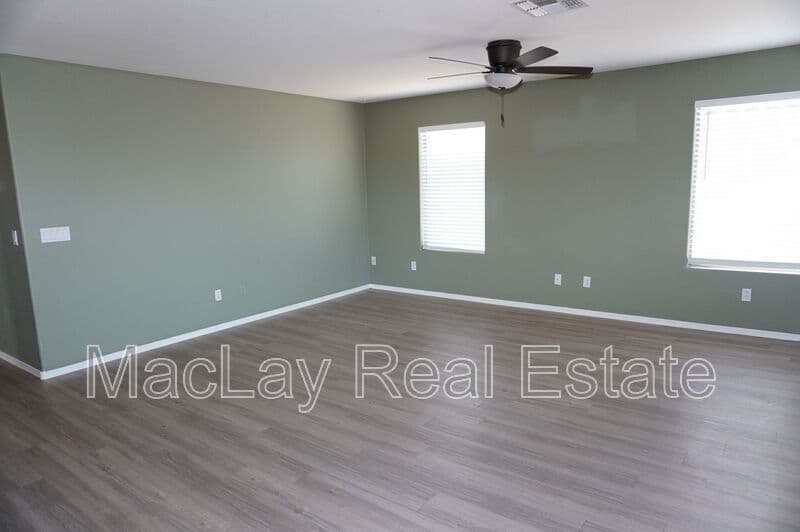 Chandler House: 2600 S Holguin Way
