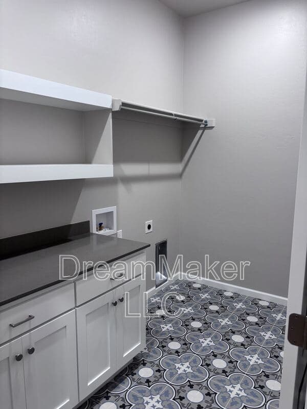 Blanchard House: 11161 Black Lion Court