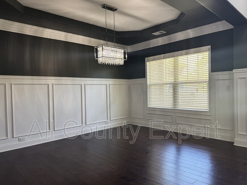 Cumming House: 4215 Hopewell Manor Drive