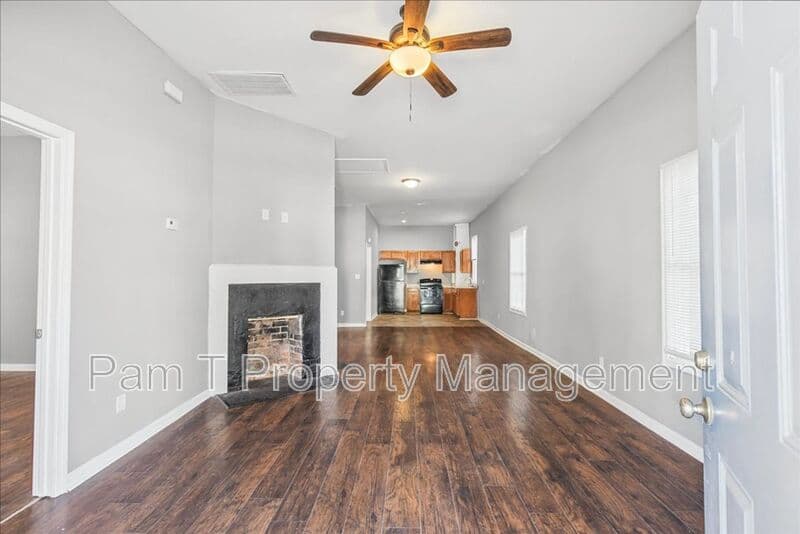 Savannah Condo: 619 Kline St