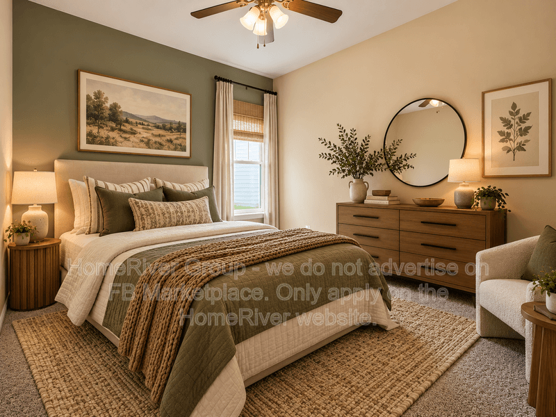 Manor House: 11502 Liberty St