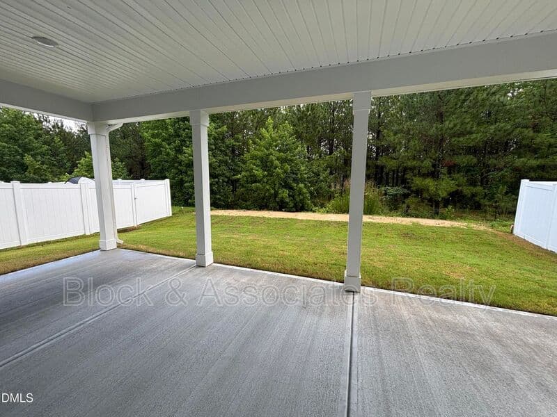 Raleigh House: 5128 Ranger Grove Way