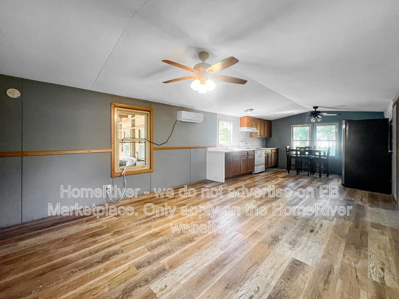 Zephyrhills House: 7725 Forbes Rd